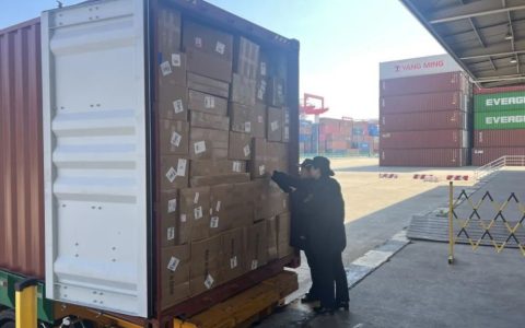 更好服務(wù)跨境電商發(fā)展，上海海關(guān)啟動“分單+總單”雙監(jiān)管模式